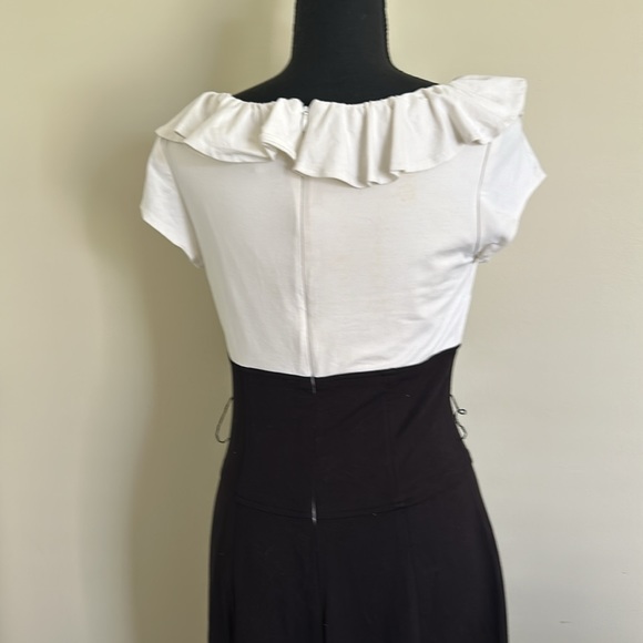 Cache dress, size 10, fitted and stretch - Picture 6 of 11